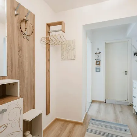 Apartmán 5 Minutes From The And The Center With Private Patio *